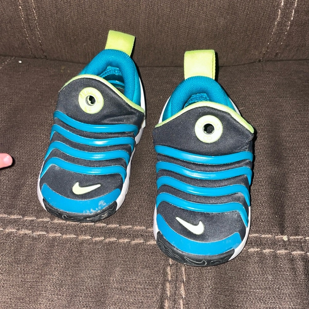 Nike Dynamo Go